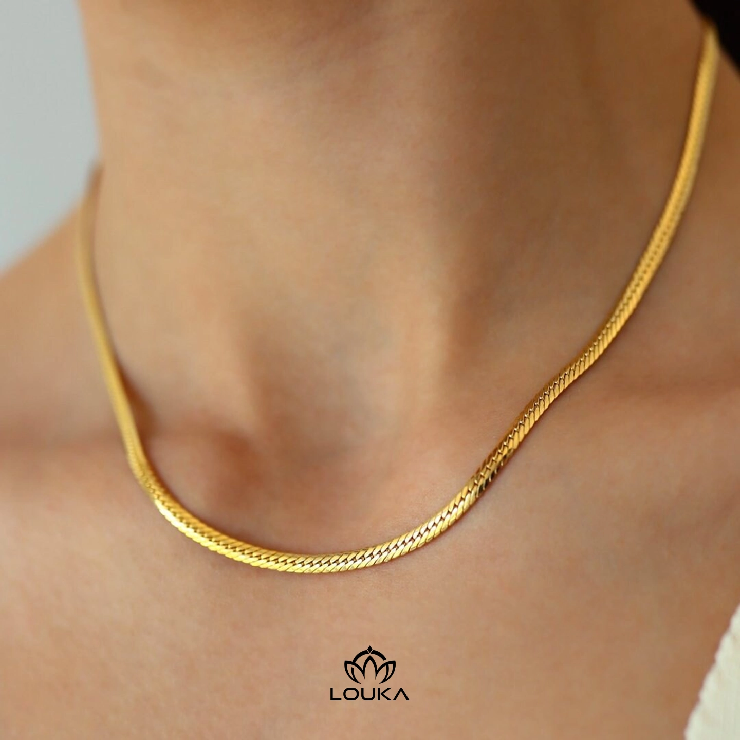 4mm gold snake necklace