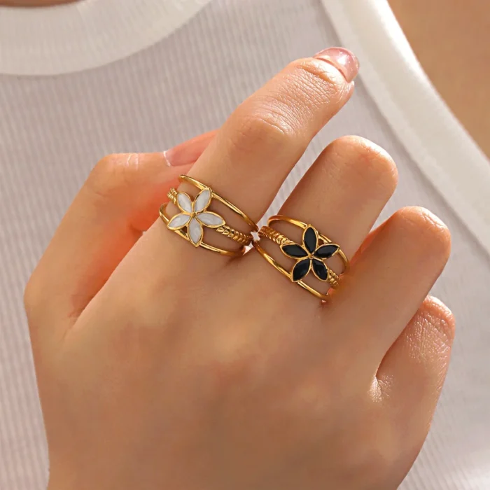 White Flower Rasin Free Size Ring - Image 2