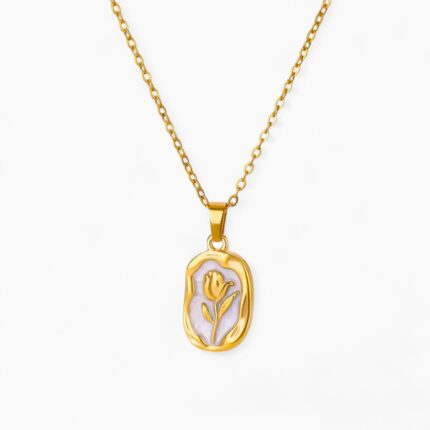 White Flower Necklace